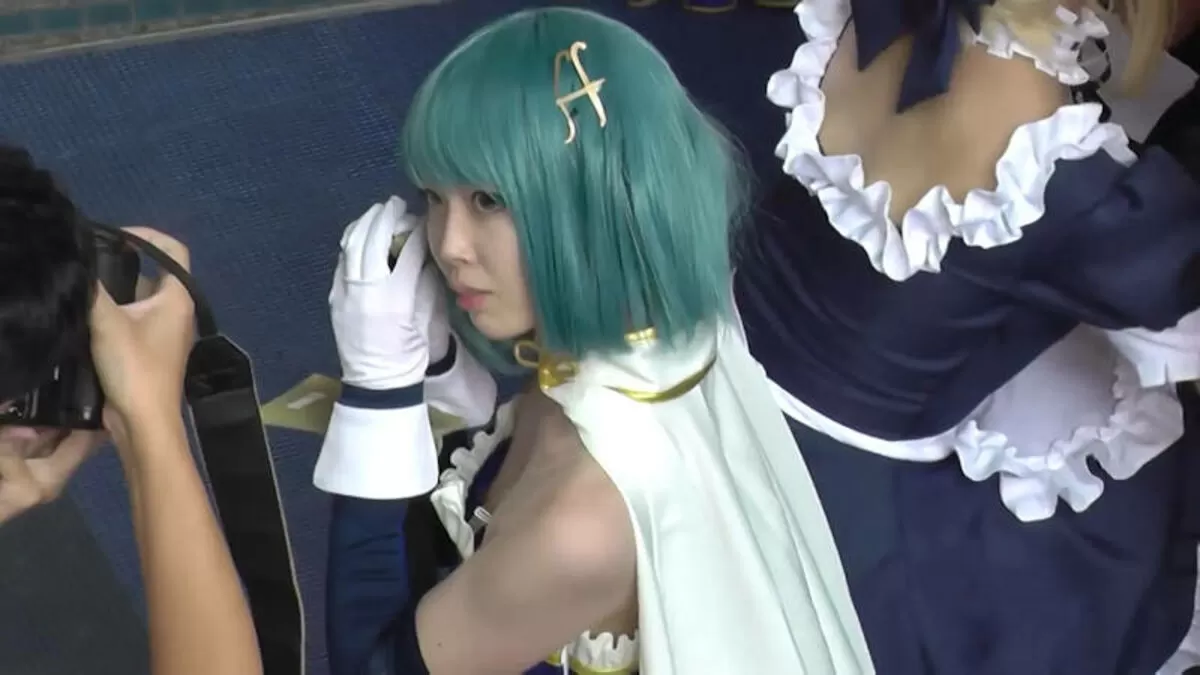 コスプレ胸チラエロ画像092
