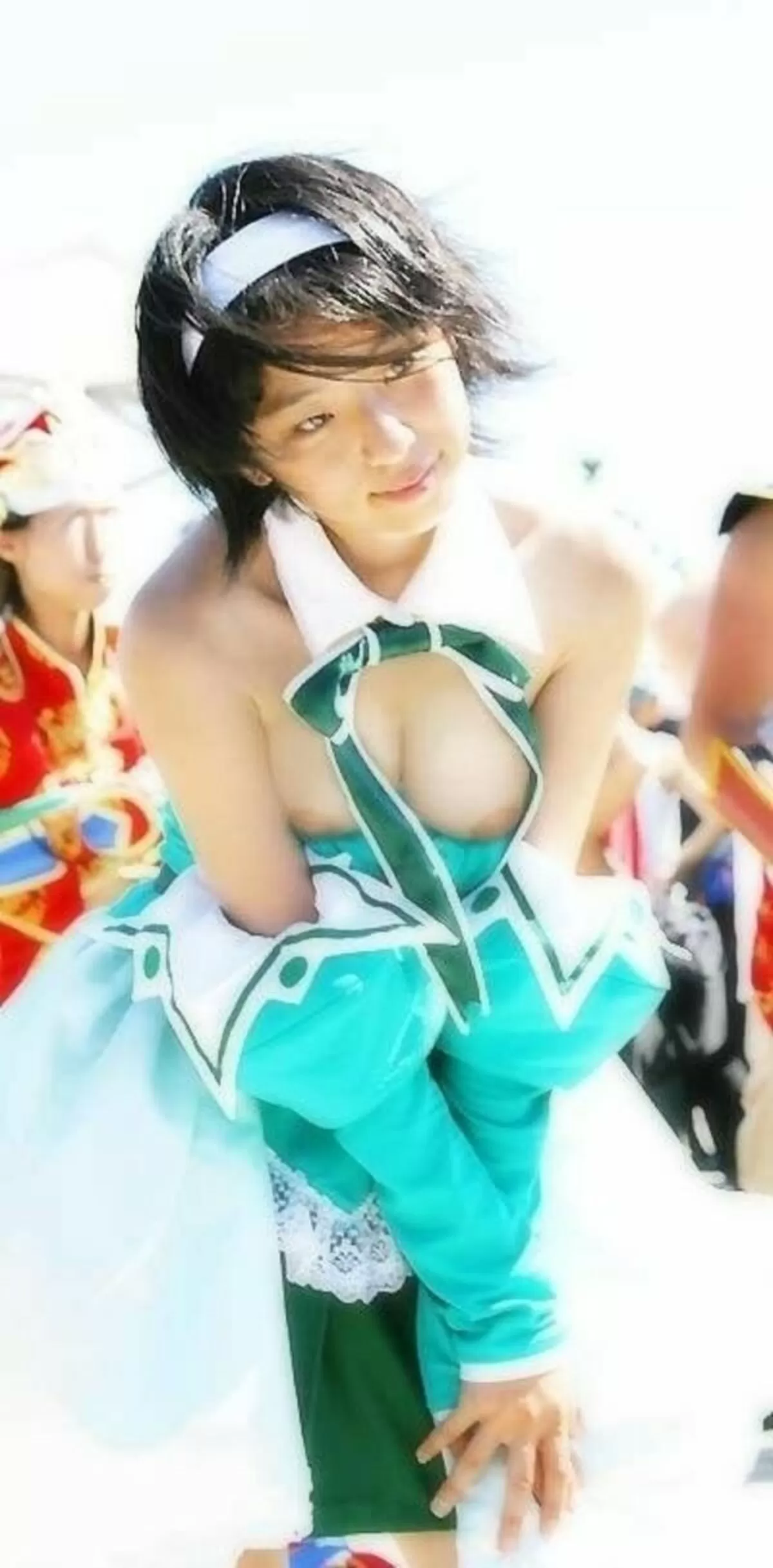 コスプレ胸チラエロ画像129