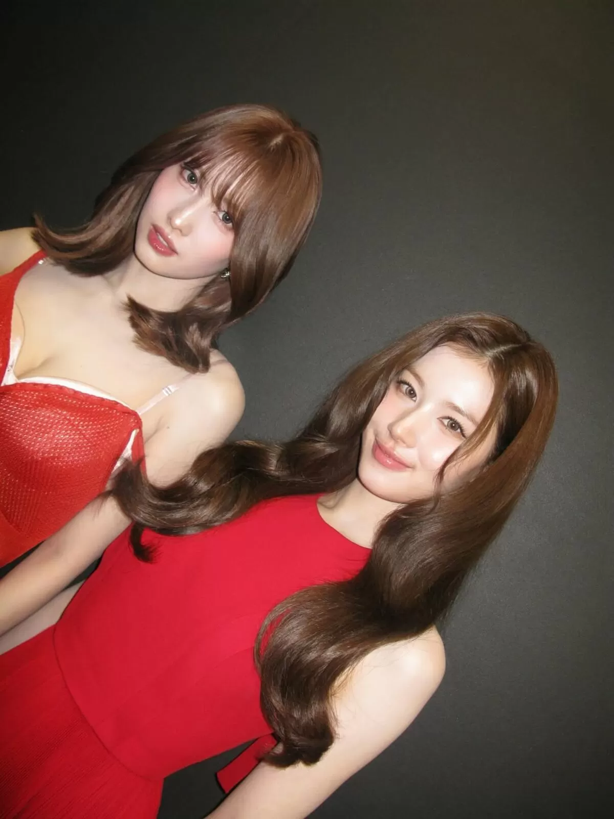 【画像】TWICEモモ、プラダイベントで肩紐ズラしブラジャー丸見えドレスが大炎上008