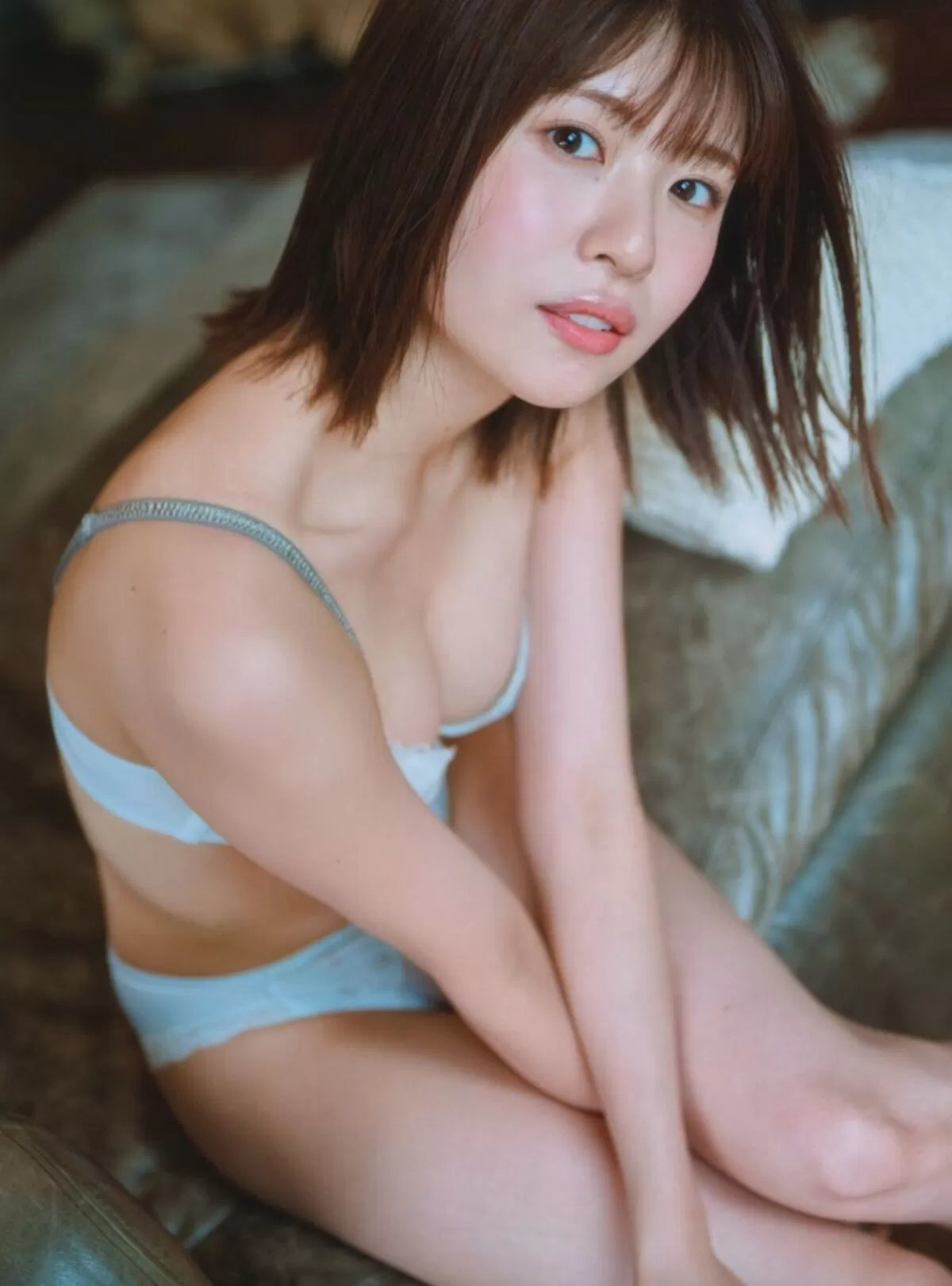 松田好花エロ画像016