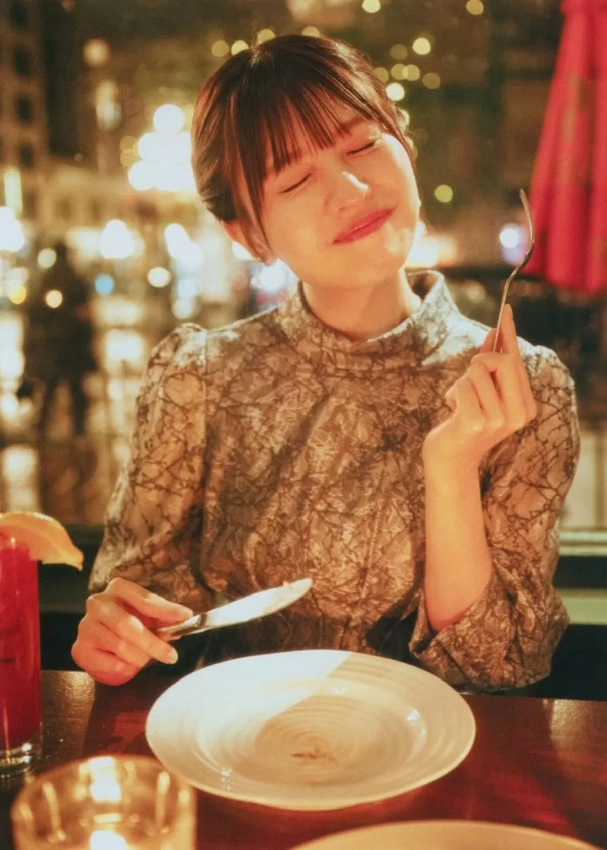 松田好花エロ画像049