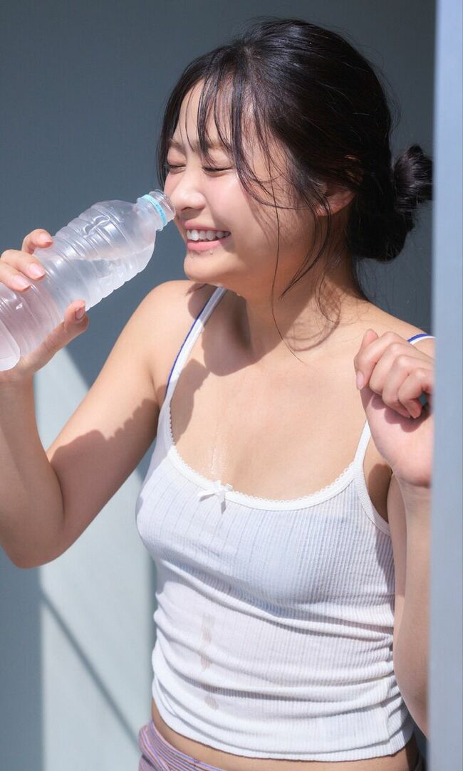 西本ヒカルのロリカワボディがエロすぎる002