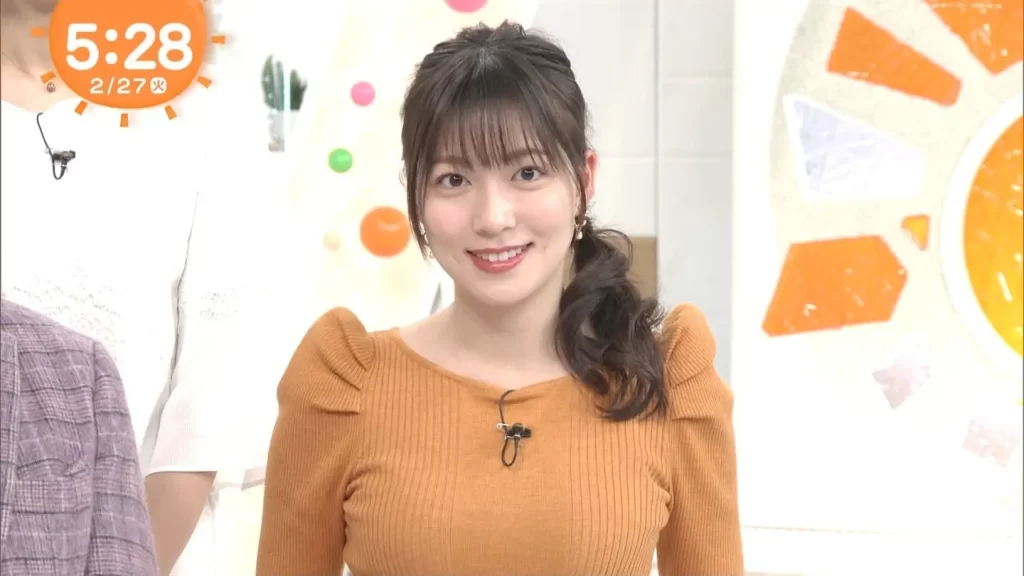 服の上からでもはっきり分かる巨乳女子アナ画像【着衣おっぱい】109枚014