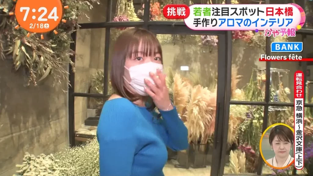 服の上からでもはっきり分かる巨乳女子アナ画像【着衣おっぱい】109枚019