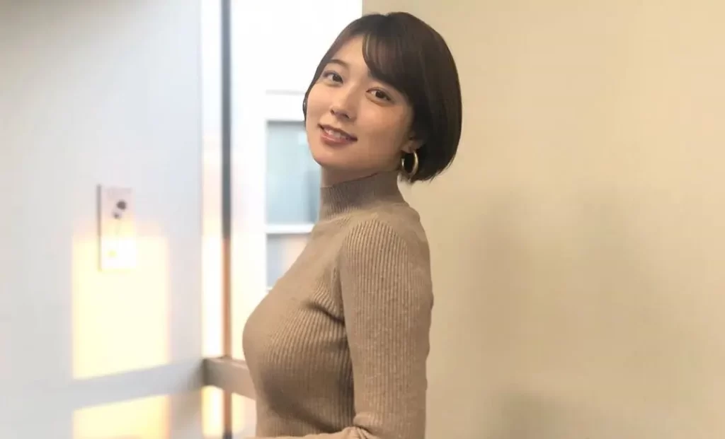服の上からでもはっきり分かる巨乳女子アナ画像【着衣おっぱい】109枚027