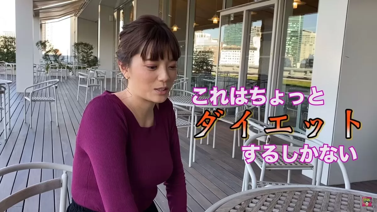 服の上からでもはっきり分かる巨乳女子アナ画像【着衣おっぱい】109枚065