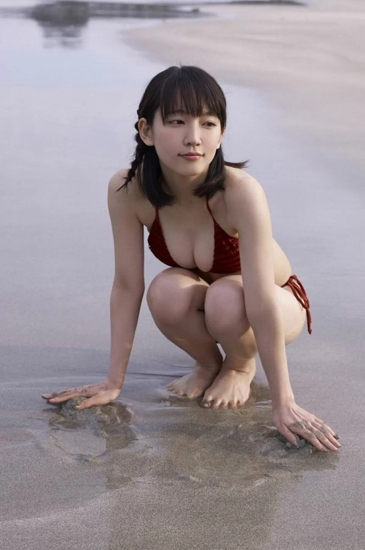 吉岡里帆の水着は人を幸せな気持ちにする何かがある!!011