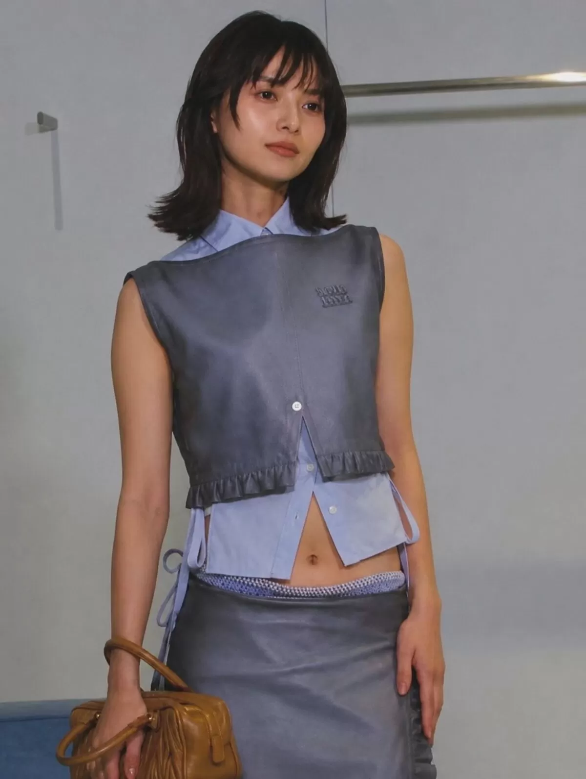 【画像】元乃木坂46齋藤飛鳥、MIU MIUの見せ紐ショーツ姿が話題に007