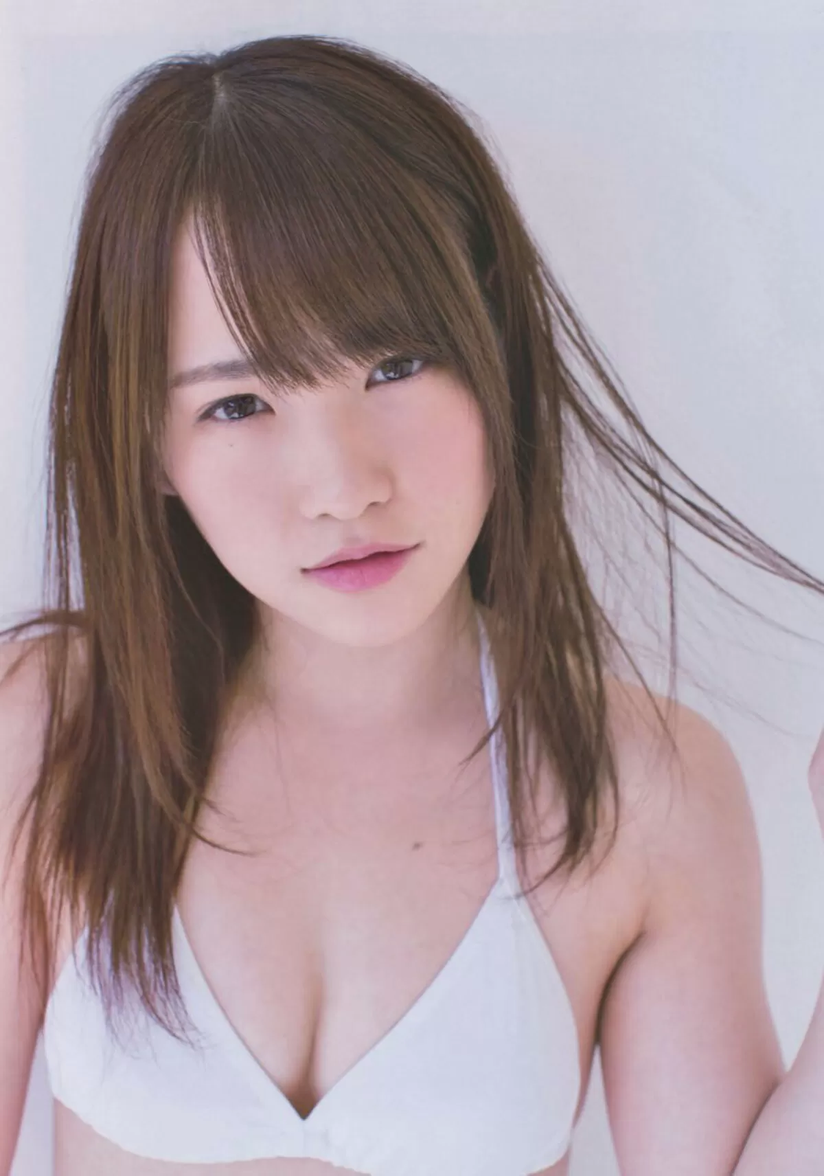 川栄李奈さんの人妻おっぱいを視姦しよう!!036