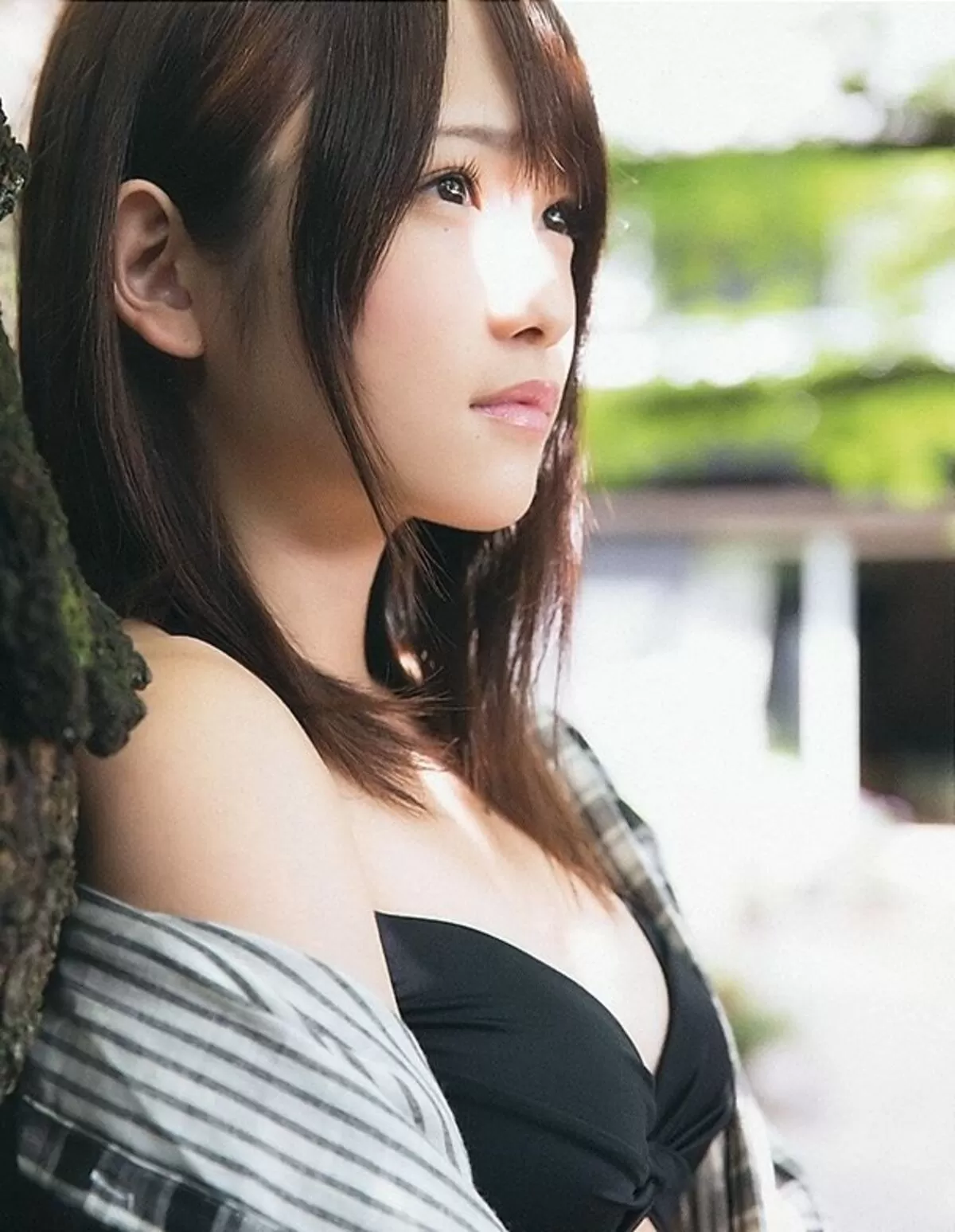 川栄李奈さんの人妻おっぱいを視姦しよう!!046
