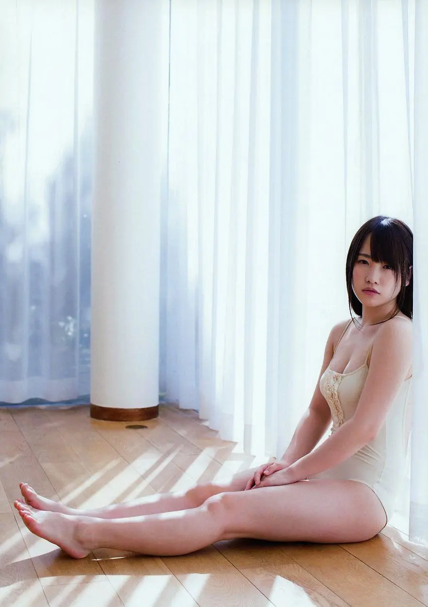 川栄李奈さんの人妻おっぱいを視姦しよう!!065