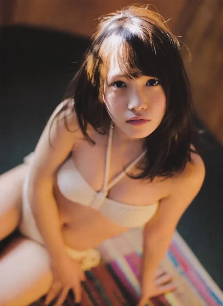 川栄李奈さんの人妻おっぱいを視姦しよう!!074