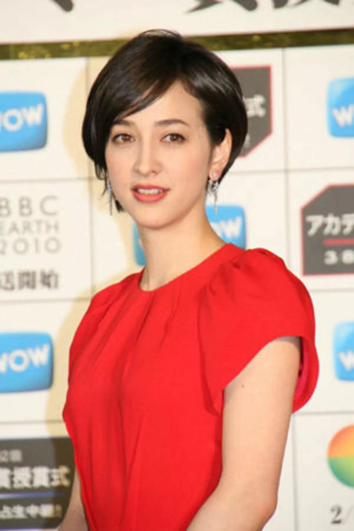 滝川クリステルのおっぱいから母乳が出ることを考えただけで前屈み不可避!!003