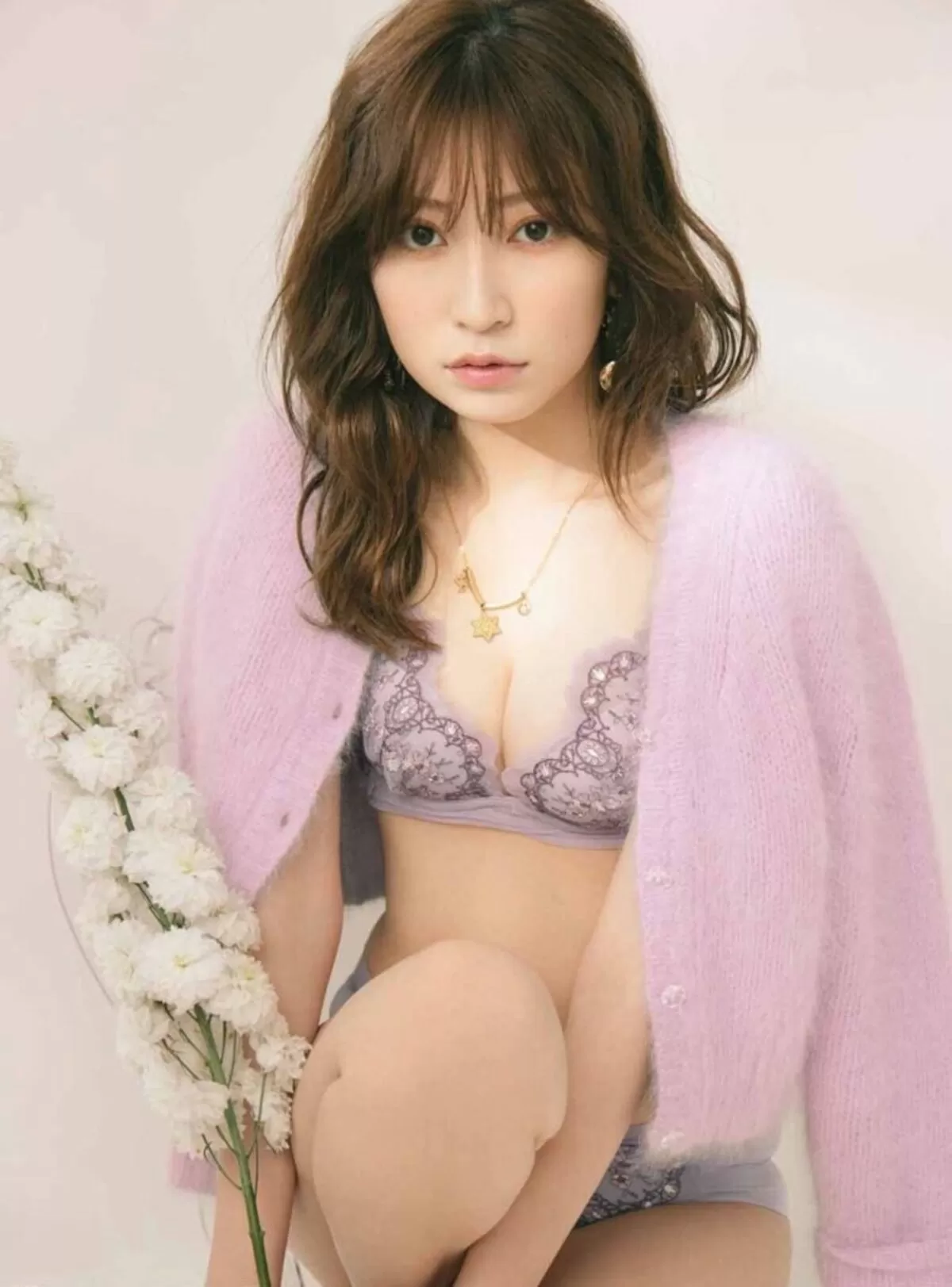 吉田朱里エロ画像065