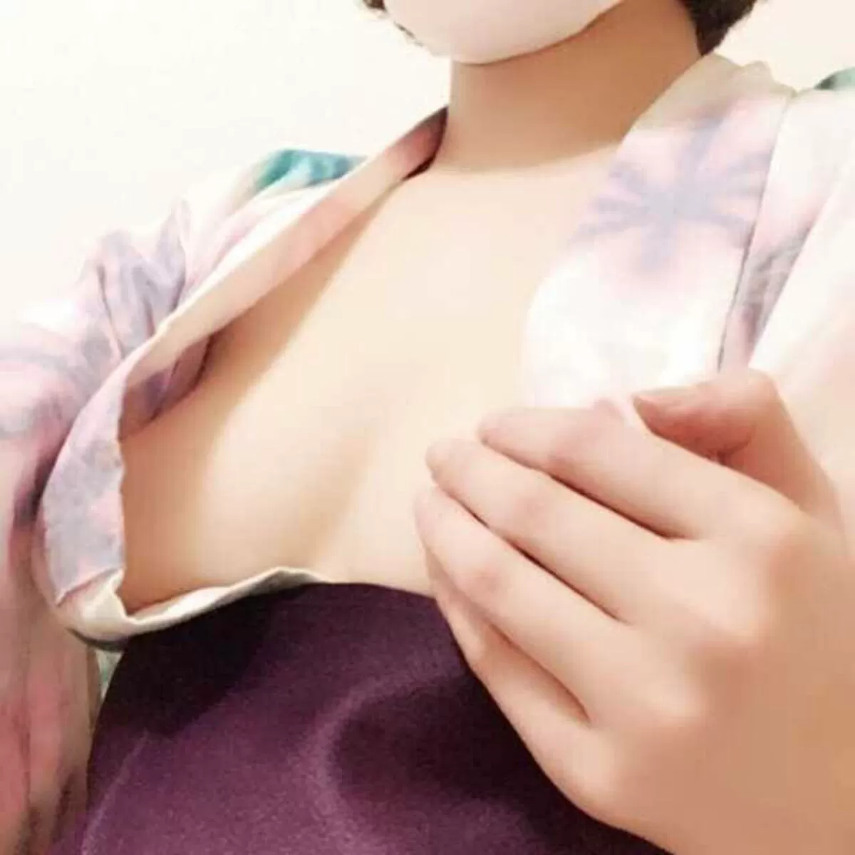 浴衣胸チラのエロ画像054