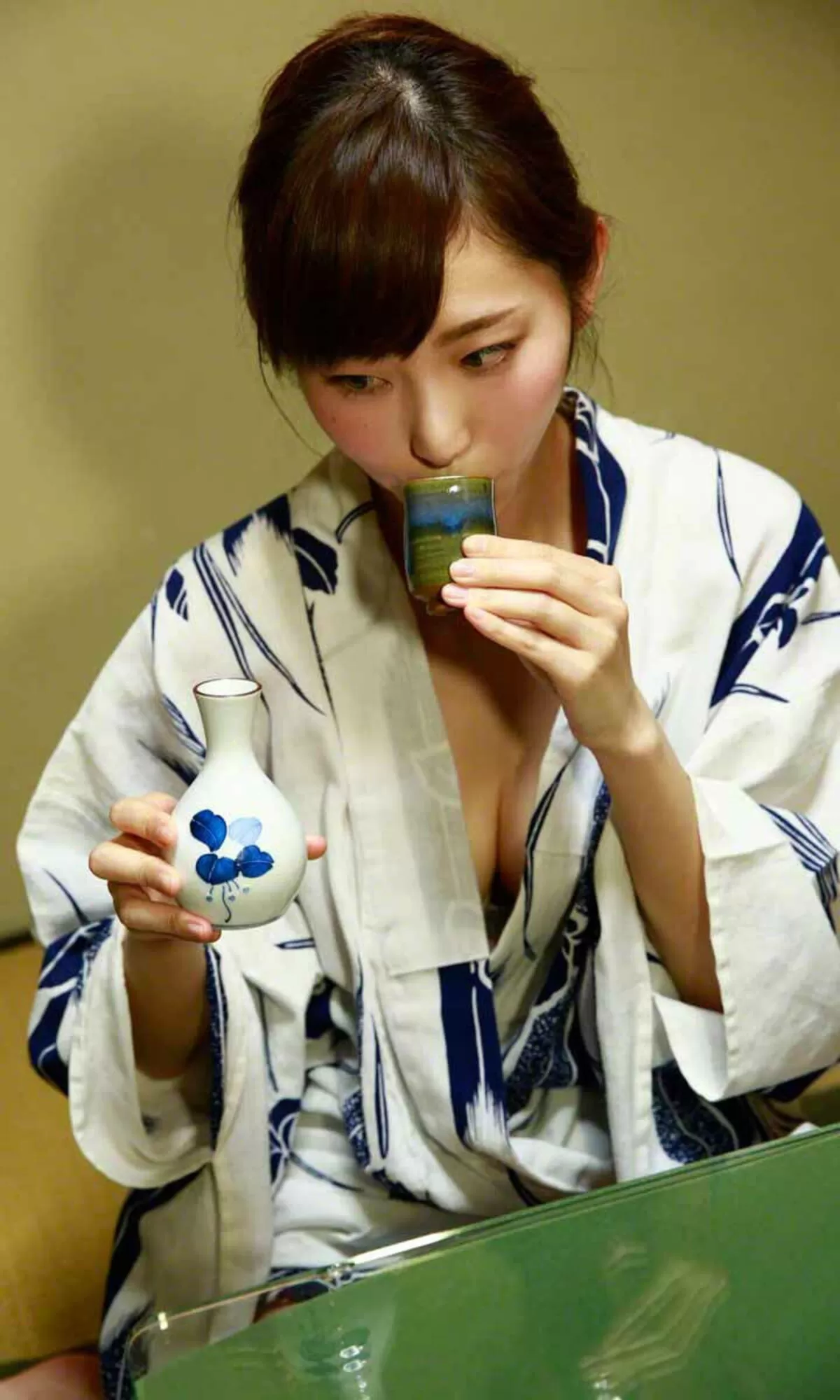 浴衣胸チラのエロ画像103