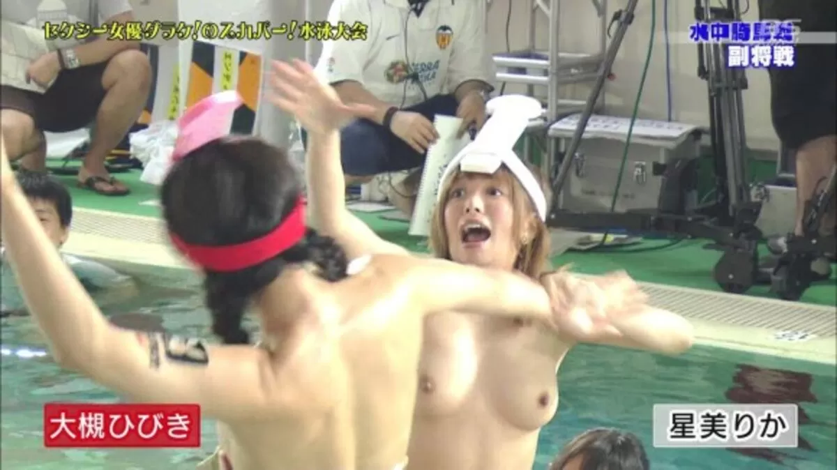 水泳大会エロ画像102