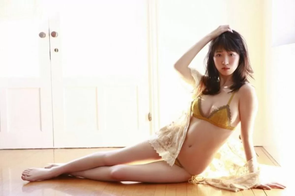 日比美思エロ画像042