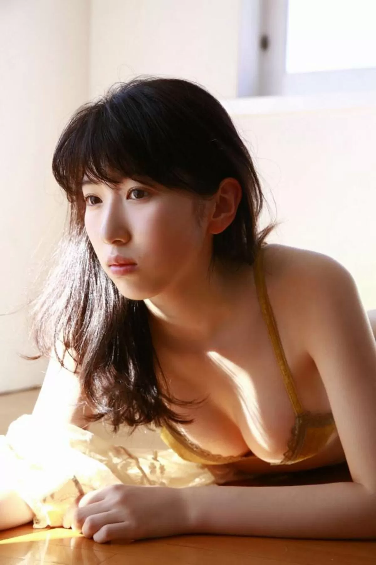 日比美思エロ画像050
