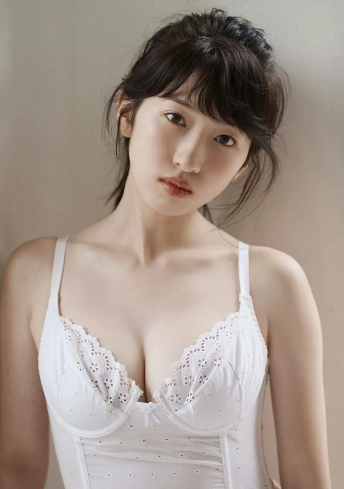 日比美思エロ画像100