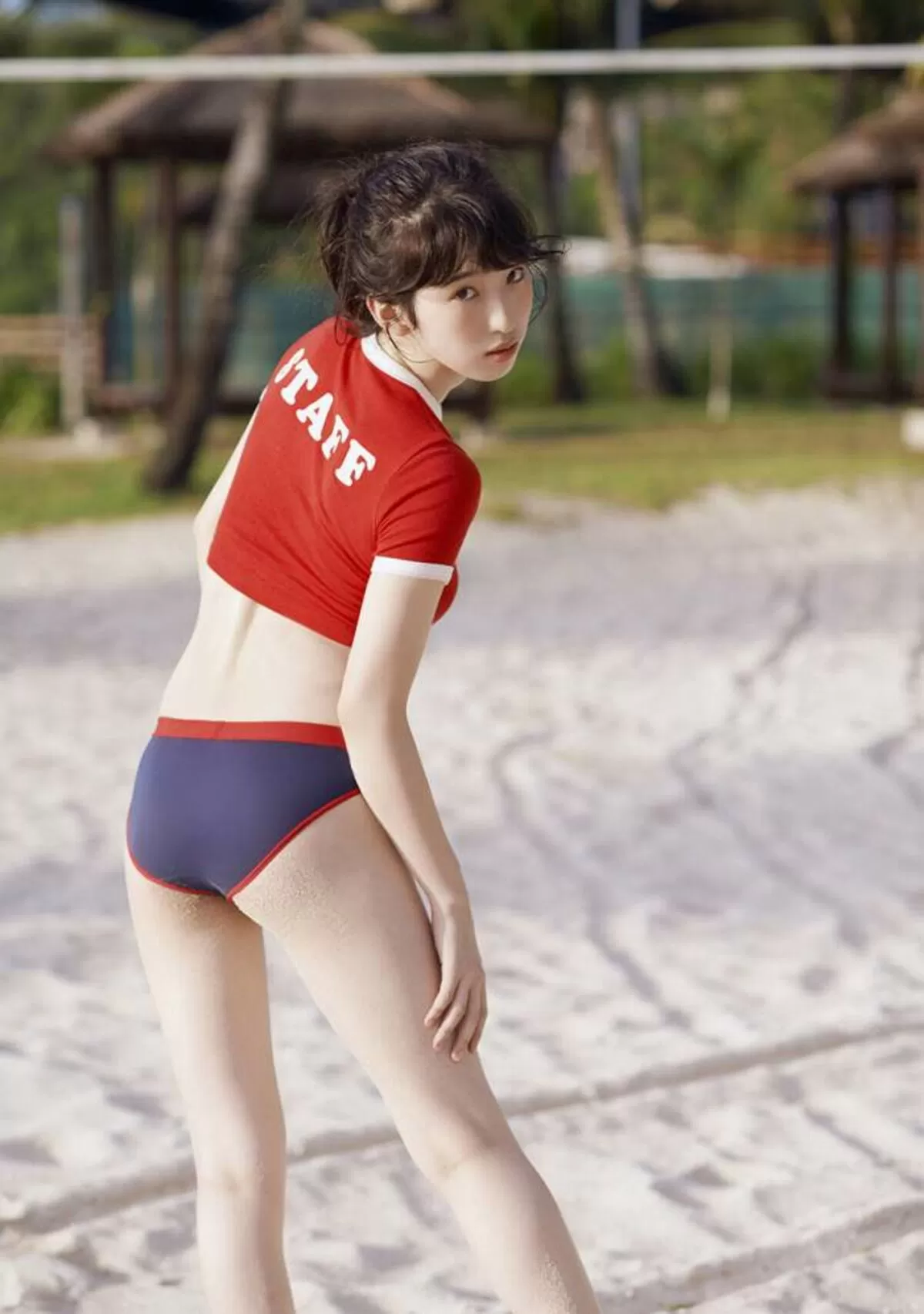 日比美思エロ画像144