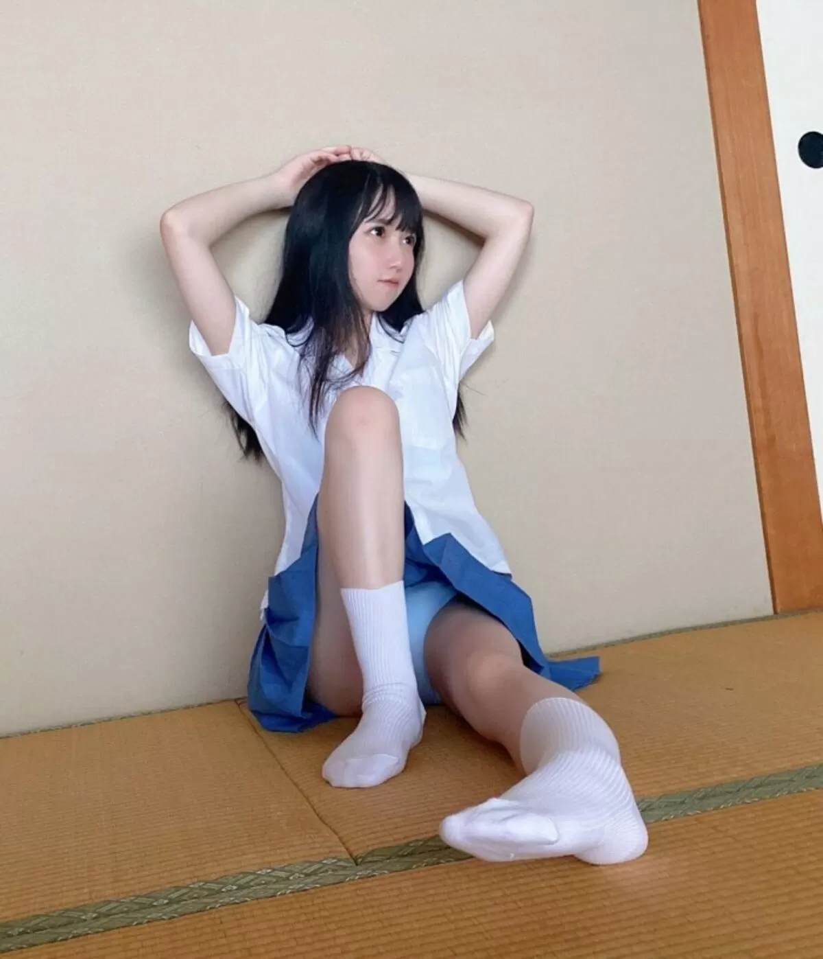 新居歩美エロ画像010