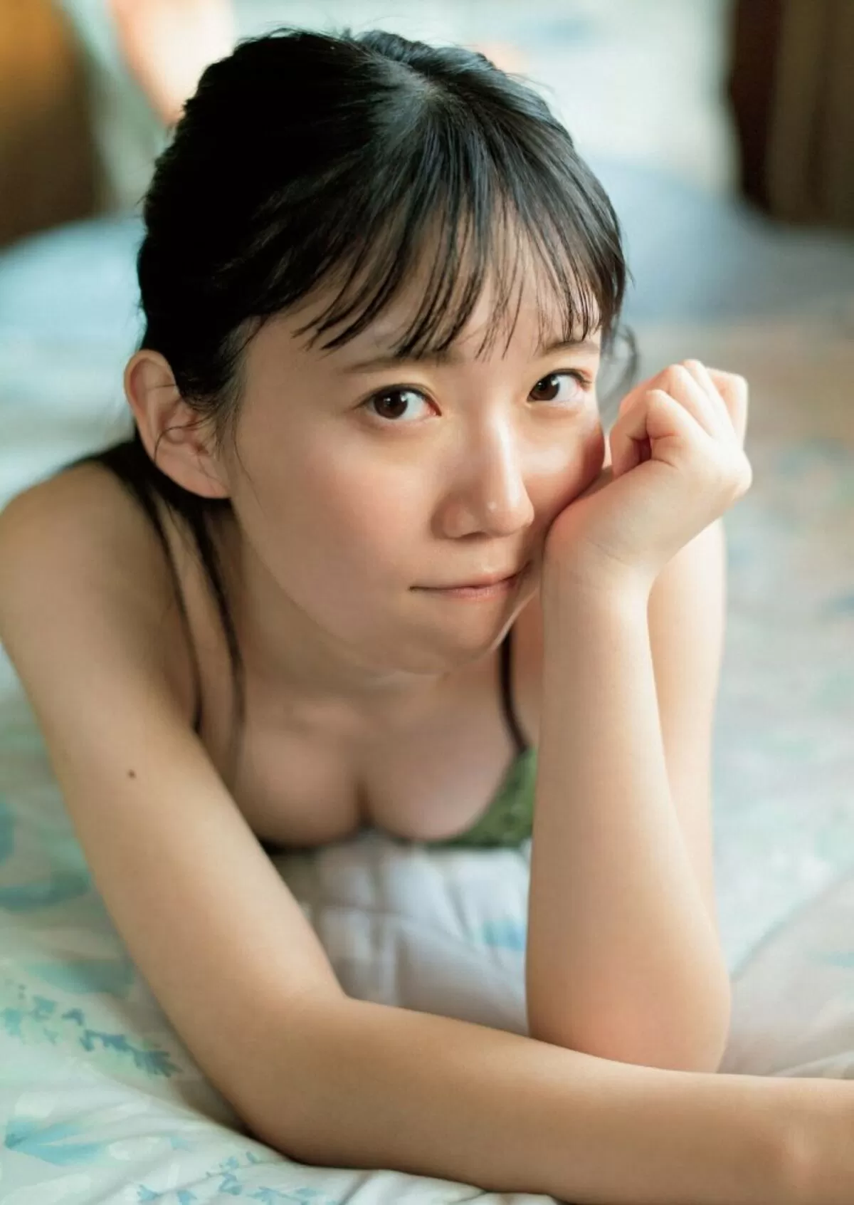 新居歩美エロ画像030