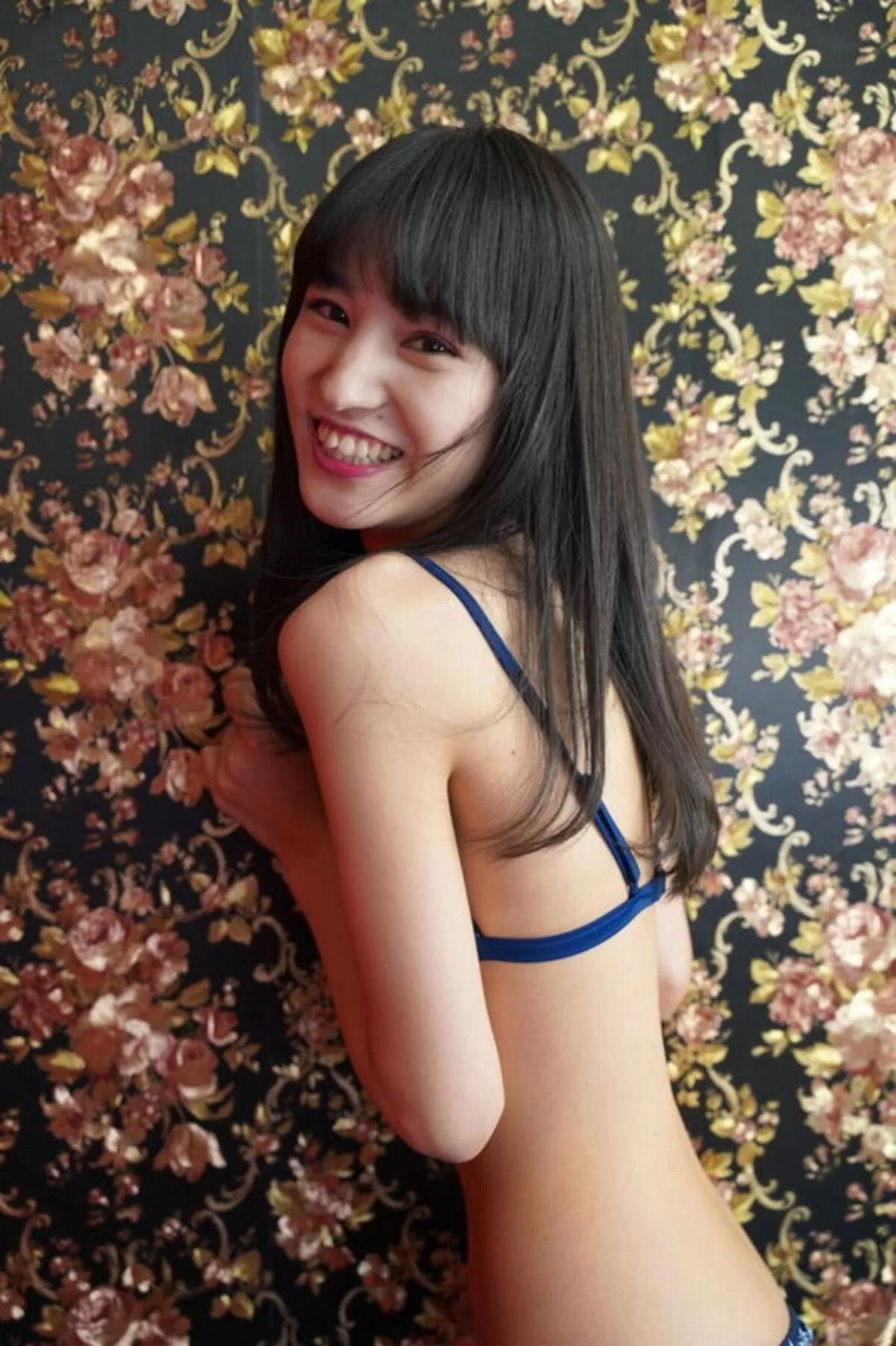 保田真愛エロ画像040