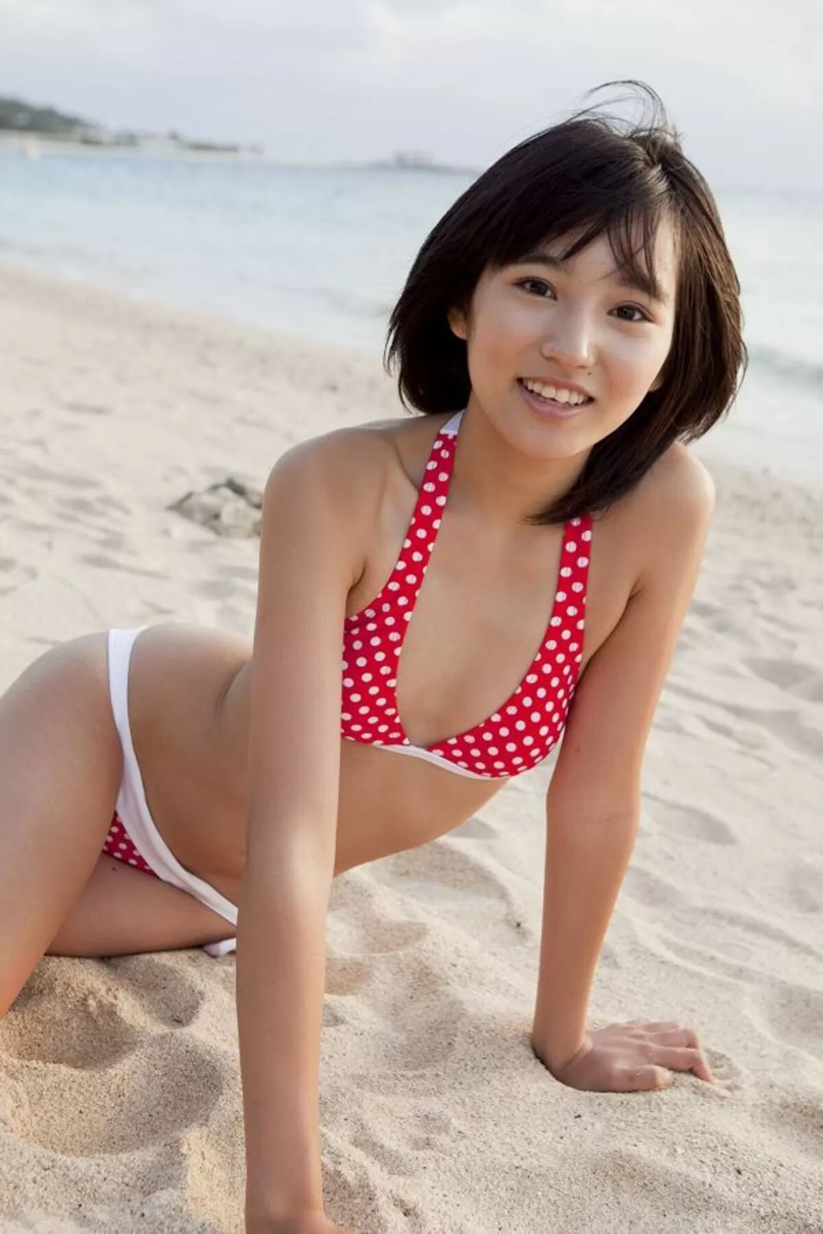 保田真愛エロ画像078