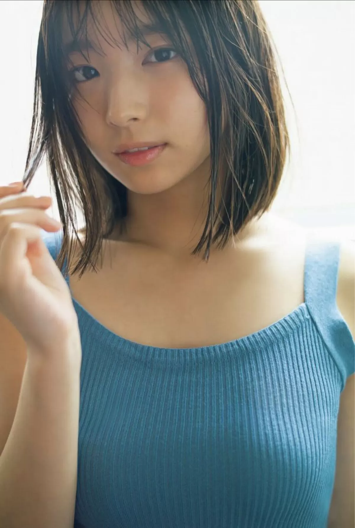 大野愛実微エロ画像003