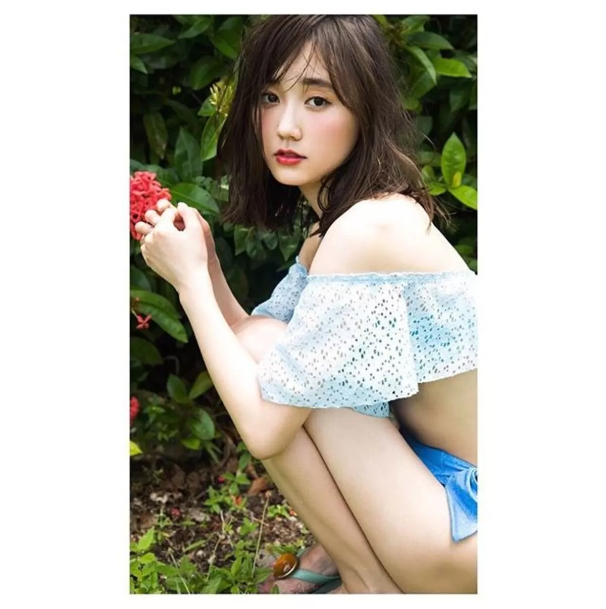 鈴木友菜エロ画像045