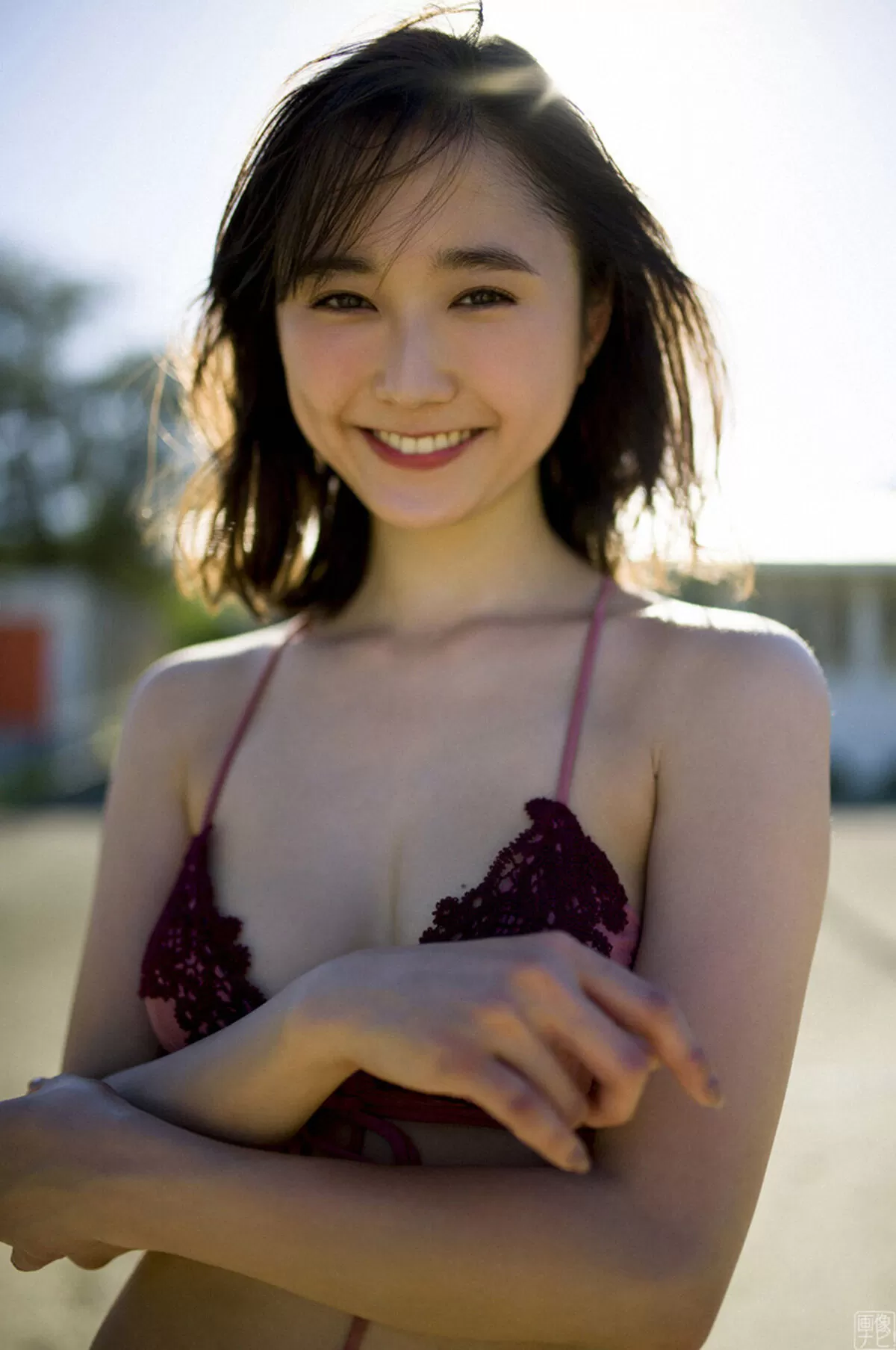 鈴木友菜エロ画像053