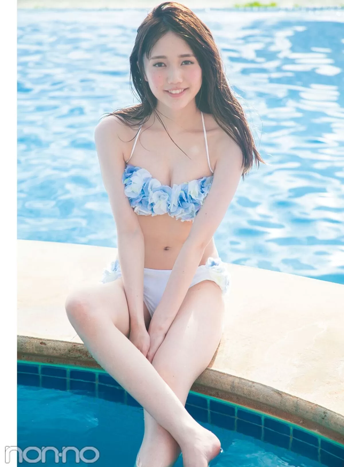 鈴木友菜エロ画像058