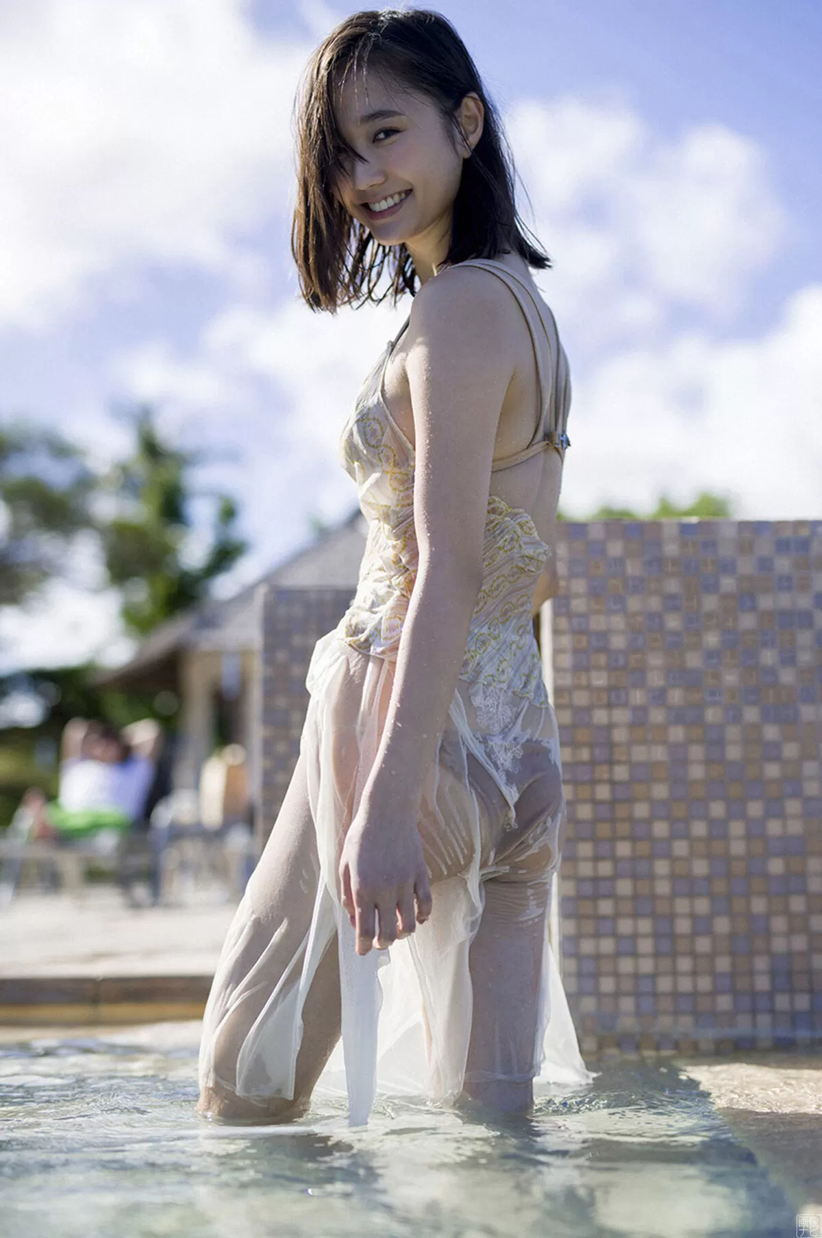 鈴木友菜エロ画像113