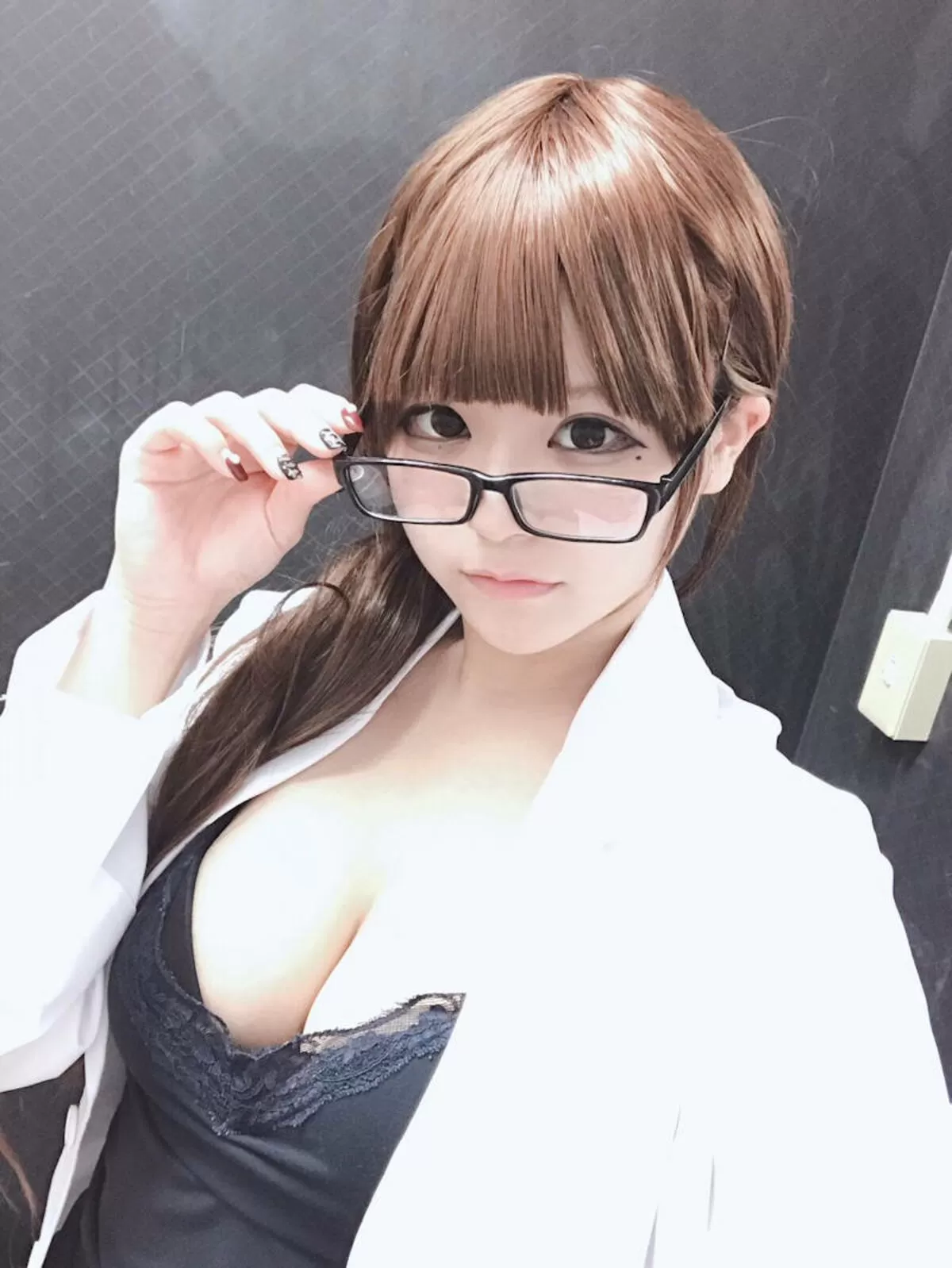 眼鏡巨乳 エロ画像085