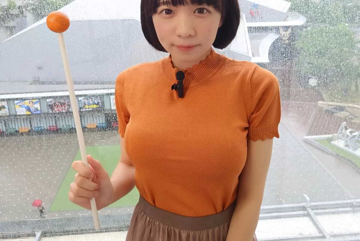 サマーニット巨乳エロ画像005