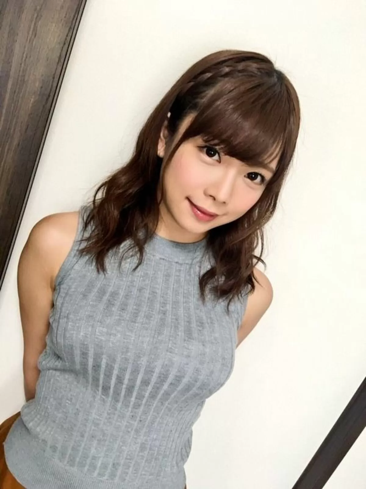 サマーニット巨乳エロ画像067