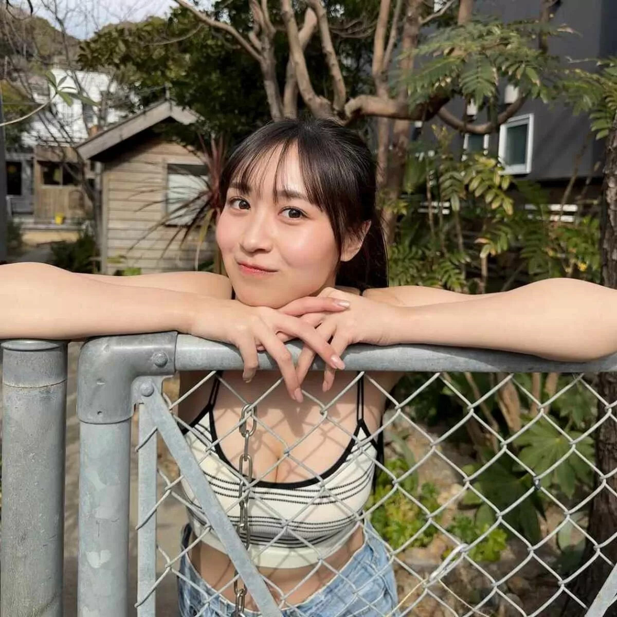 溝端葵エロ画像060