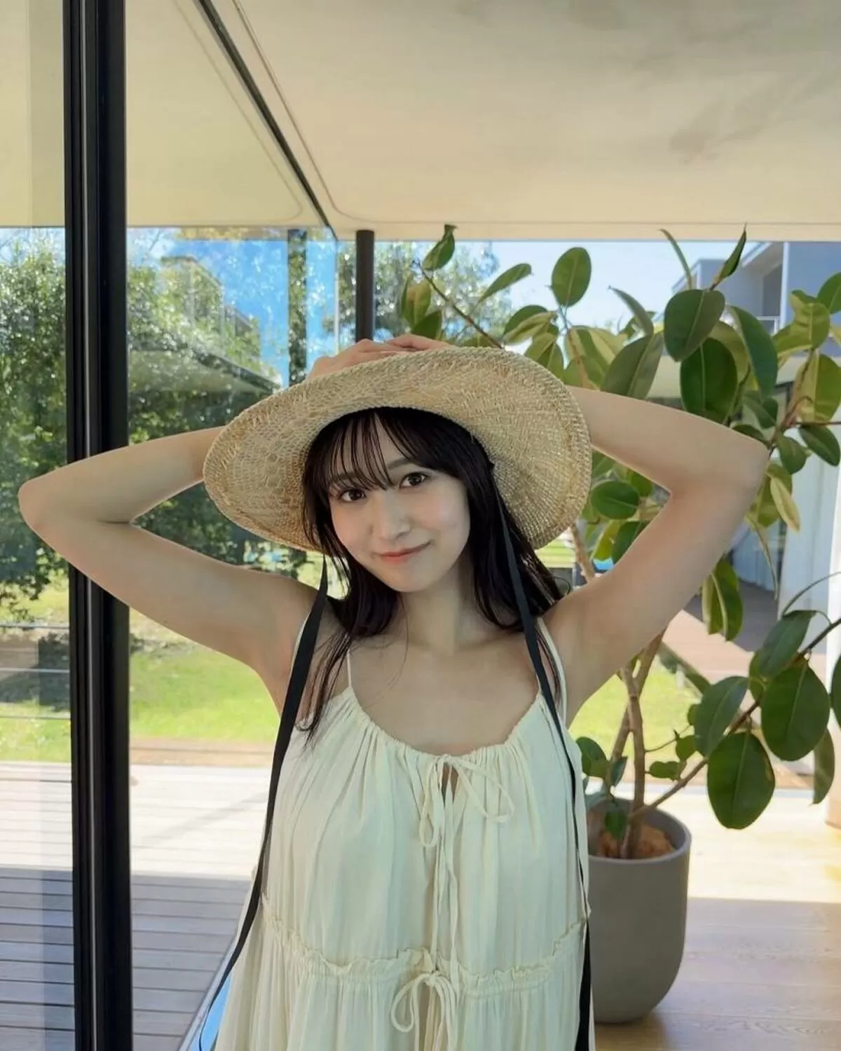 溝端葵エロ画像072
