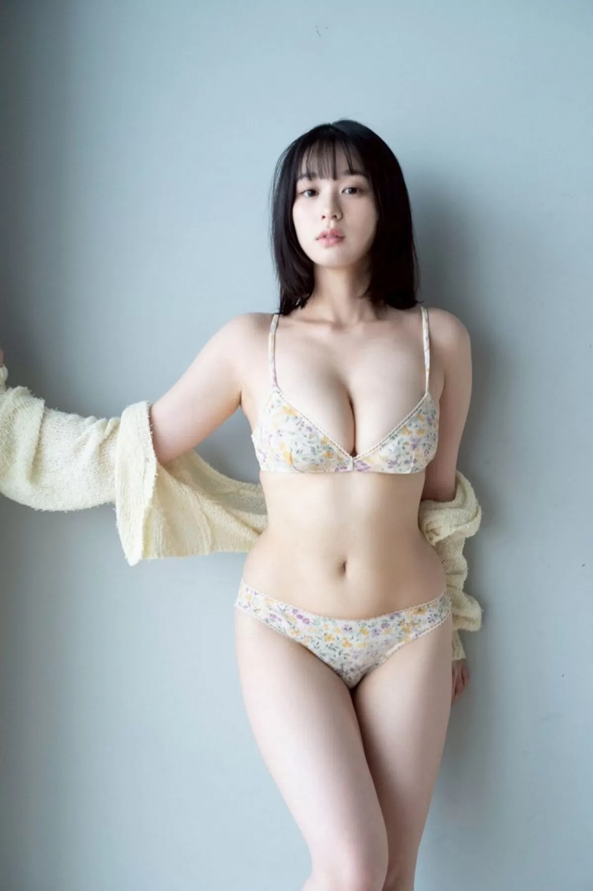 髙野真央エロ画像040