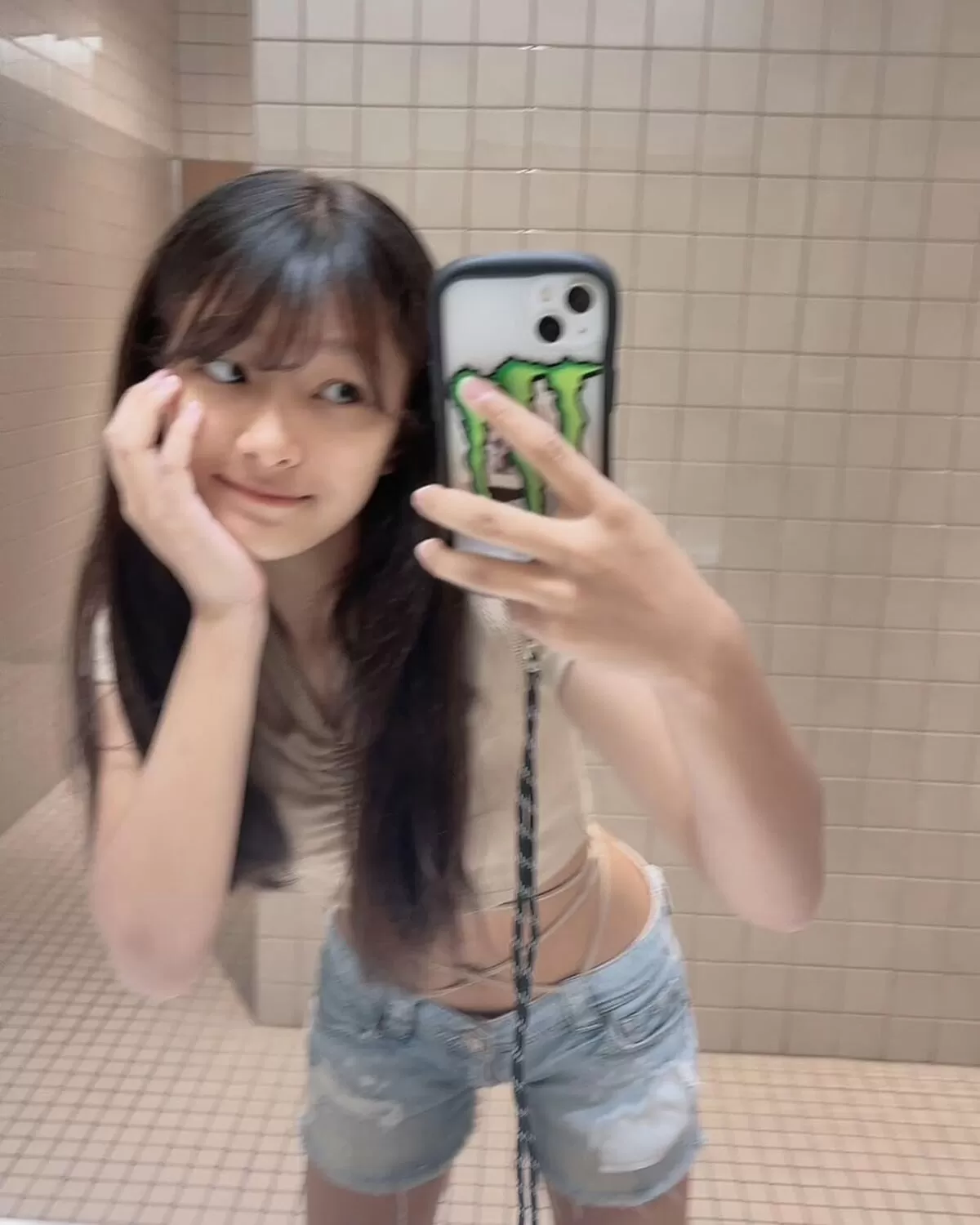 虹咲カリナエロ画像123