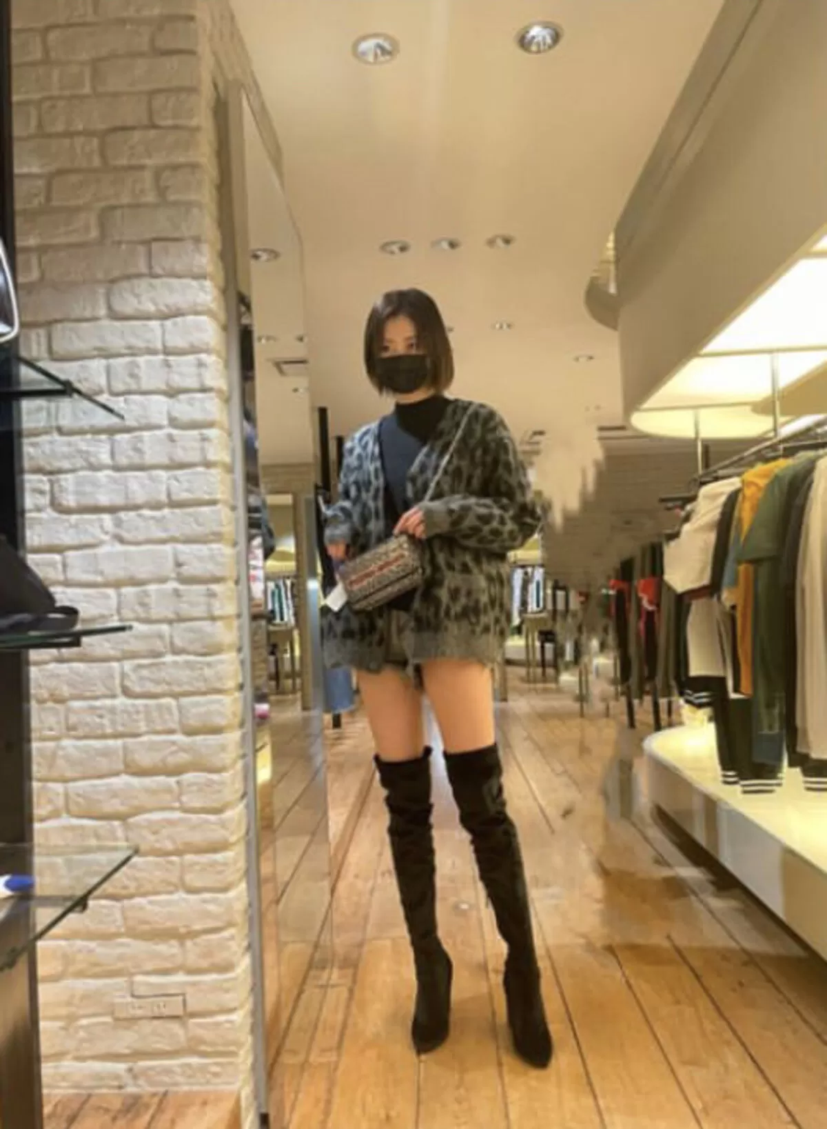 吉田莉々加エロ画像026
