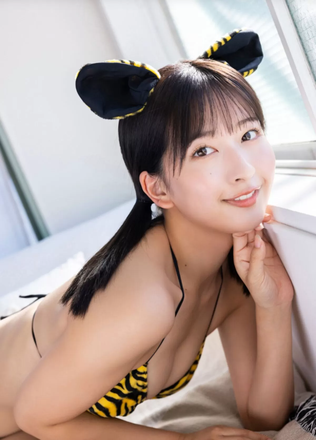 斉藤里奈エロ画像021