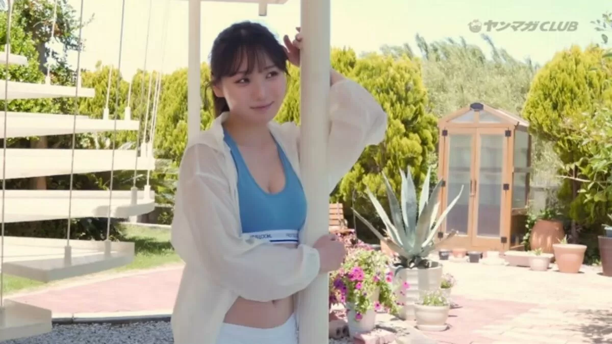安井南エロ画像036