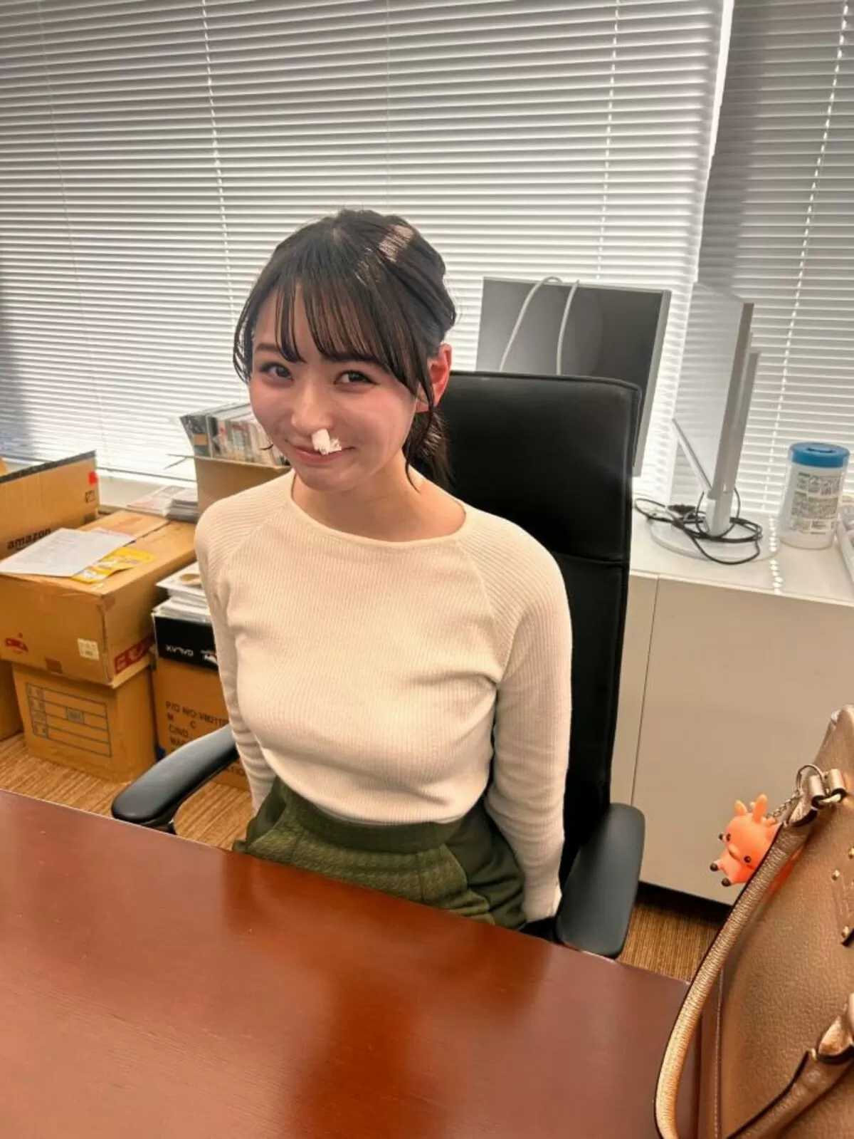 安井南エロ画像052
