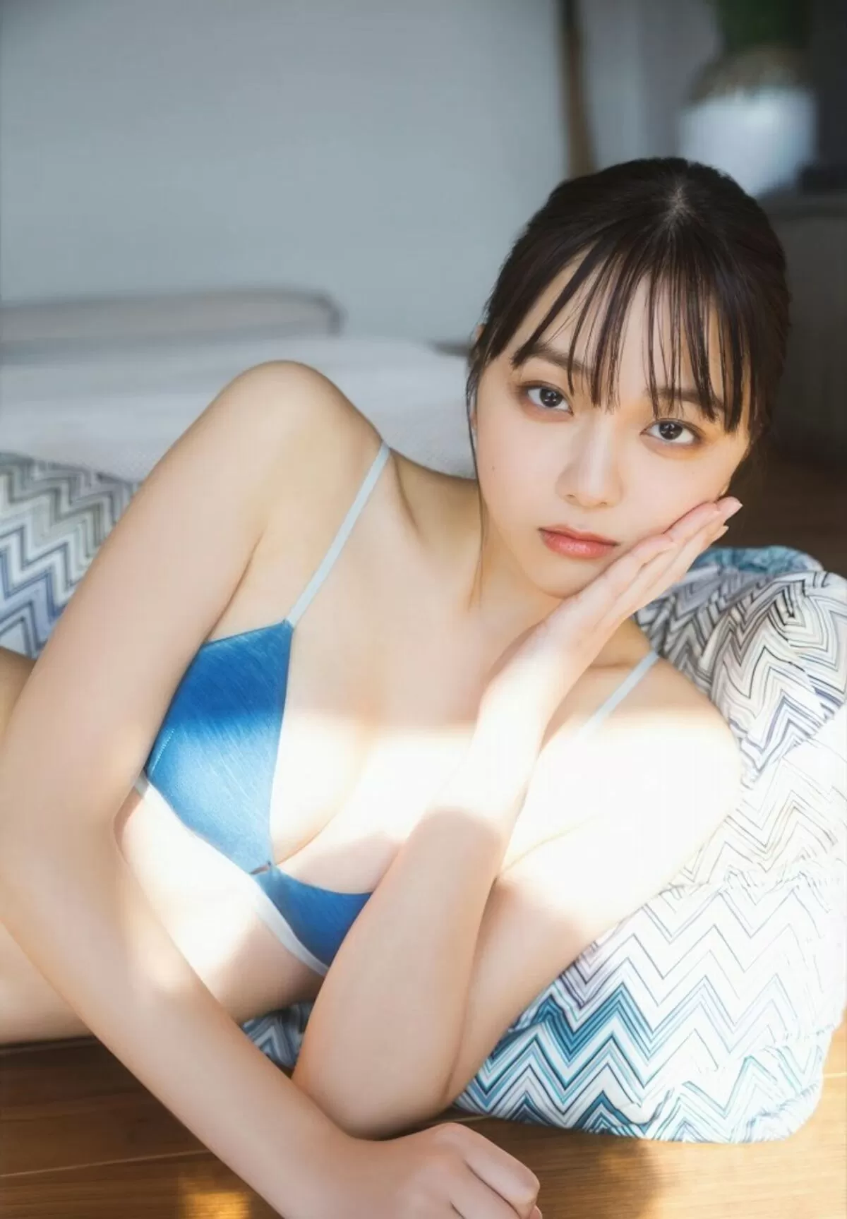 江下晏梨エロ画像015