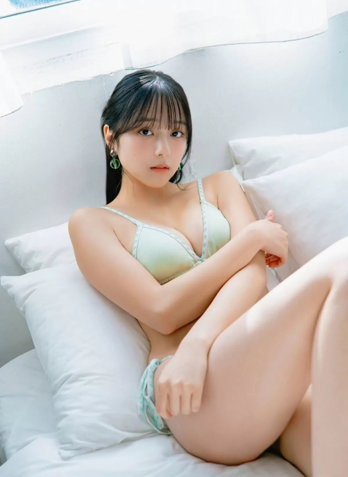 江下晏梨エロ画像028