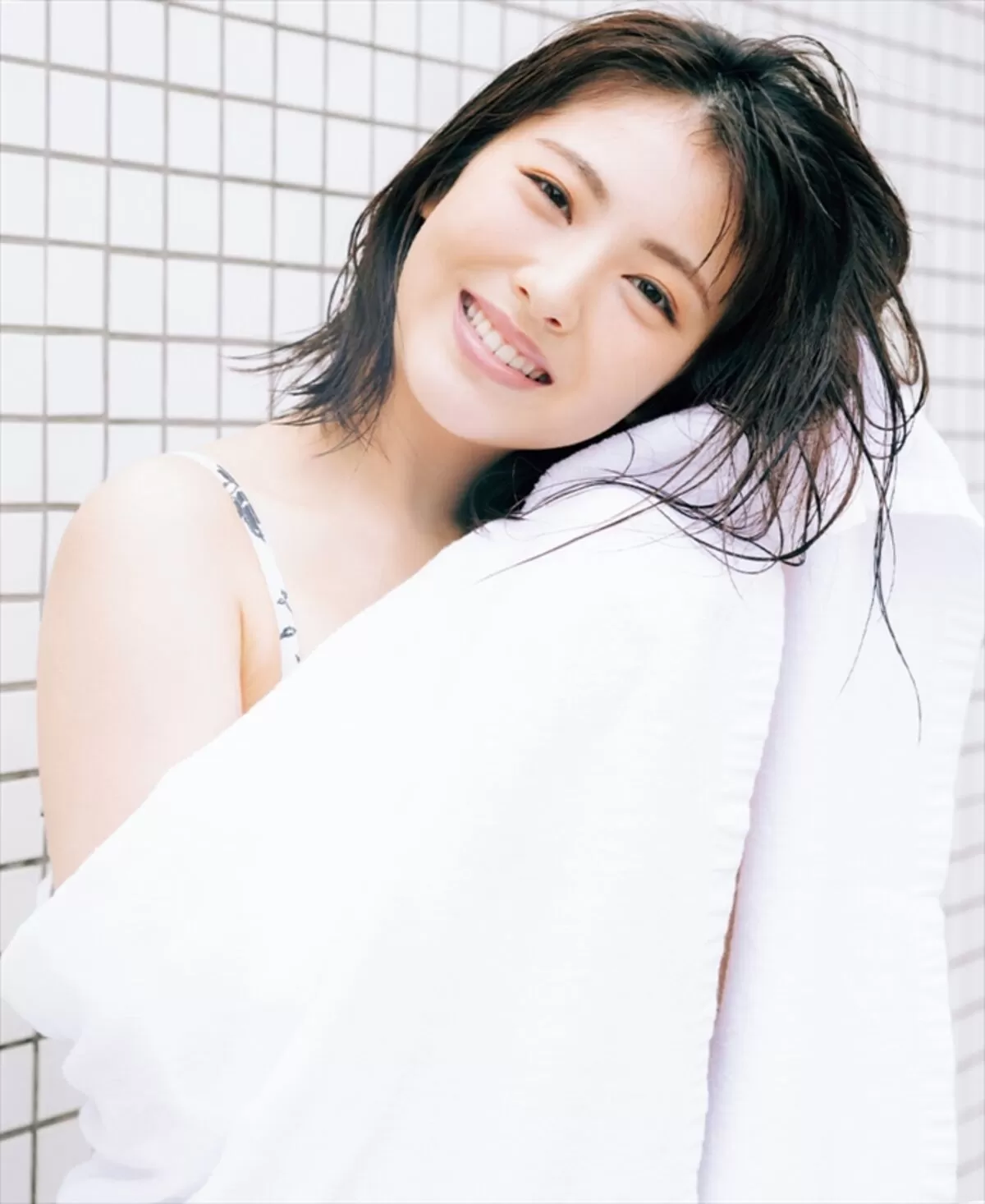 浜辺美波エロ画像014