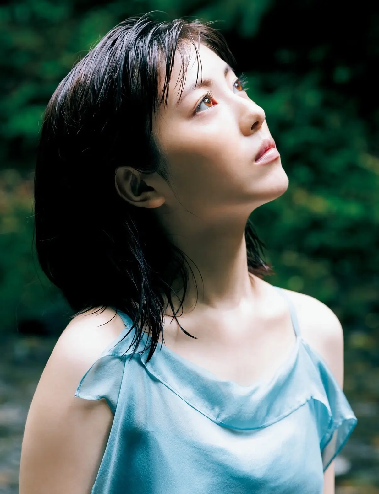 浜辺美波エロ画像031