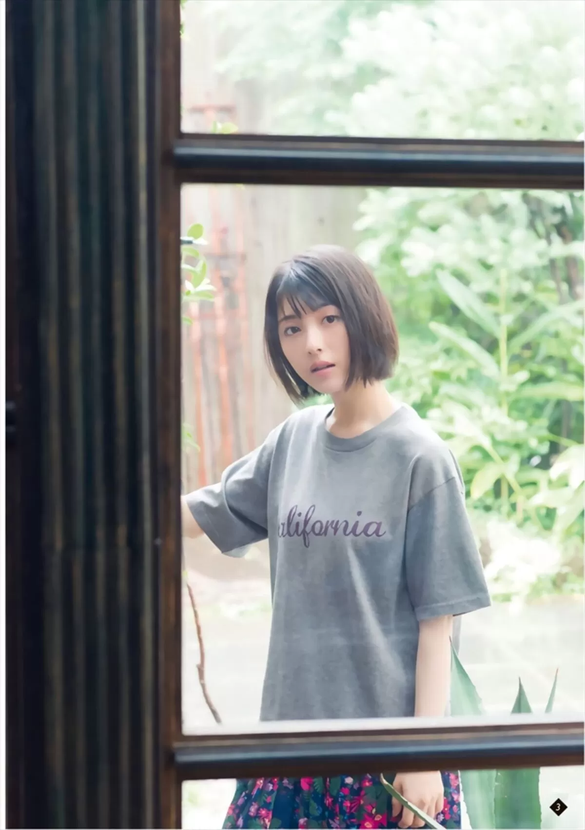 浜辺美波エロ画像083
